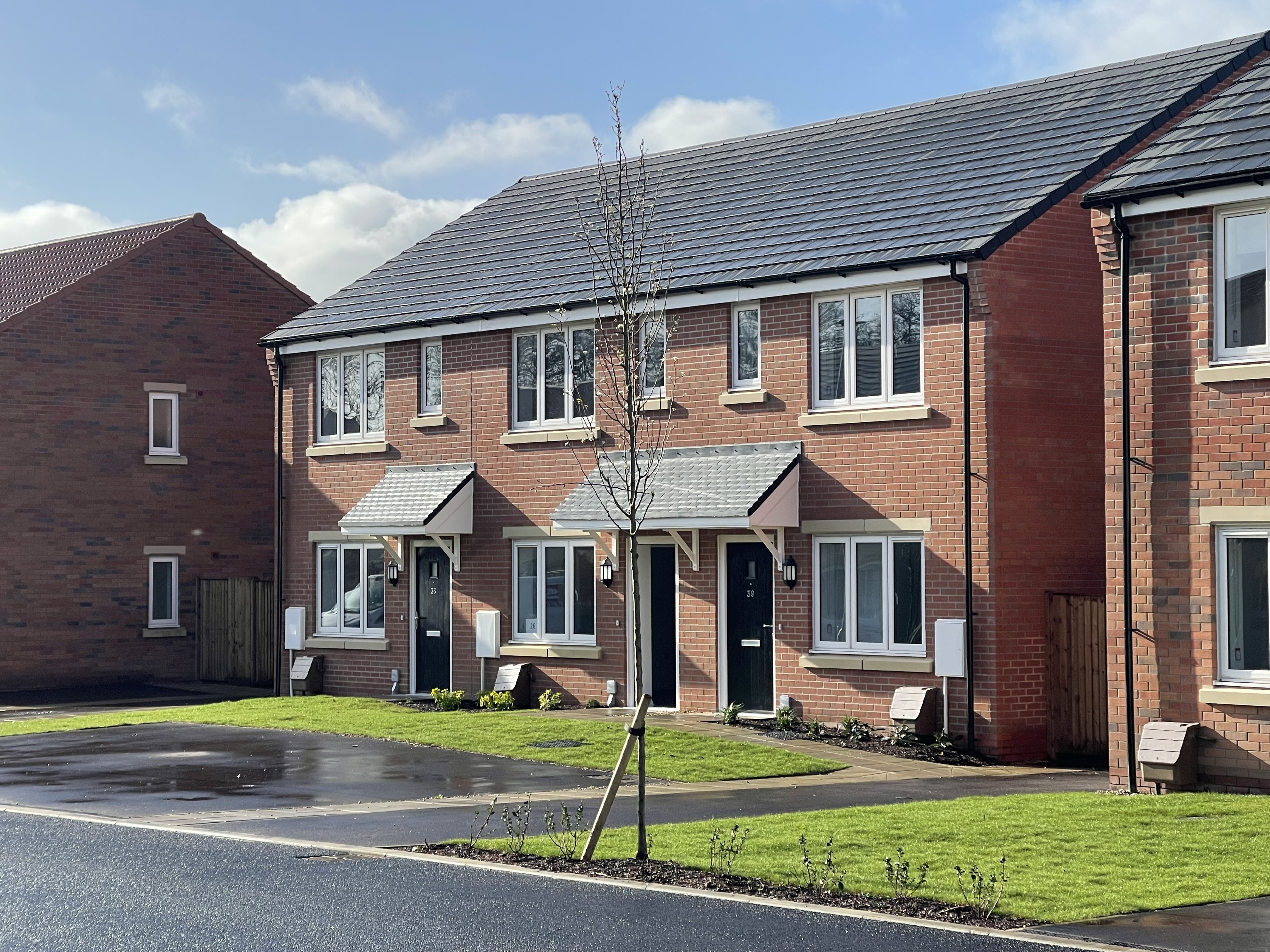 New houses Tower Mill